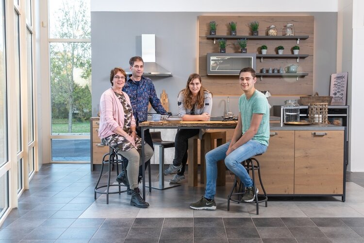 Ant. Duijn Keukens BV, omdat het goed moet zijn!