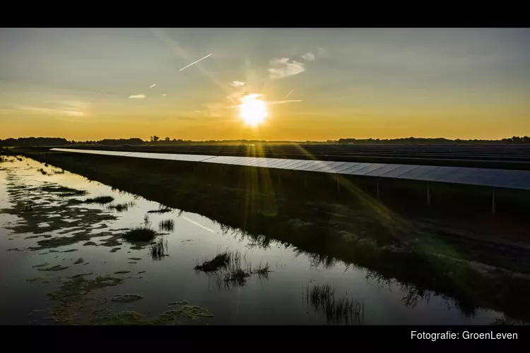 Bouw zonnepark Lemsterhoek gestart