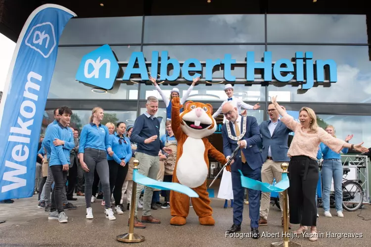 Nieuwe Albert Heijn Lemmer feestelijk geopend