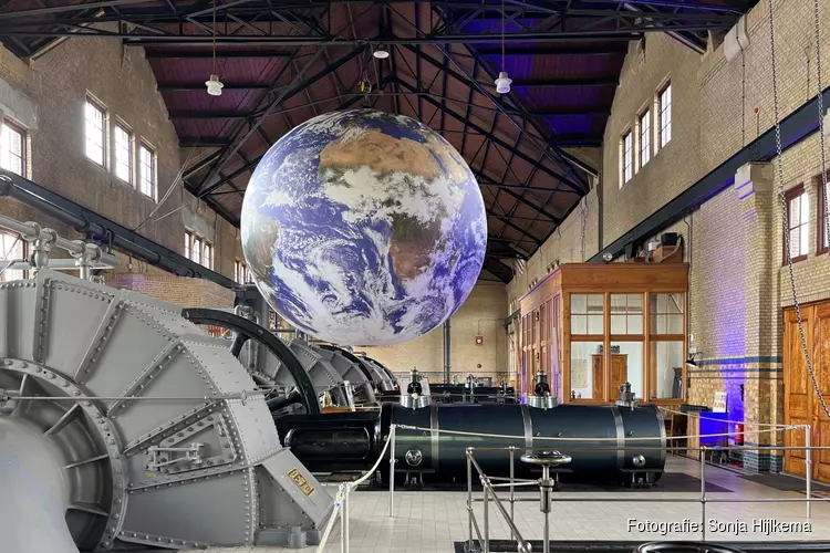 Gaia en de kosmos: lezing van sterrenkundige Peer Zaal