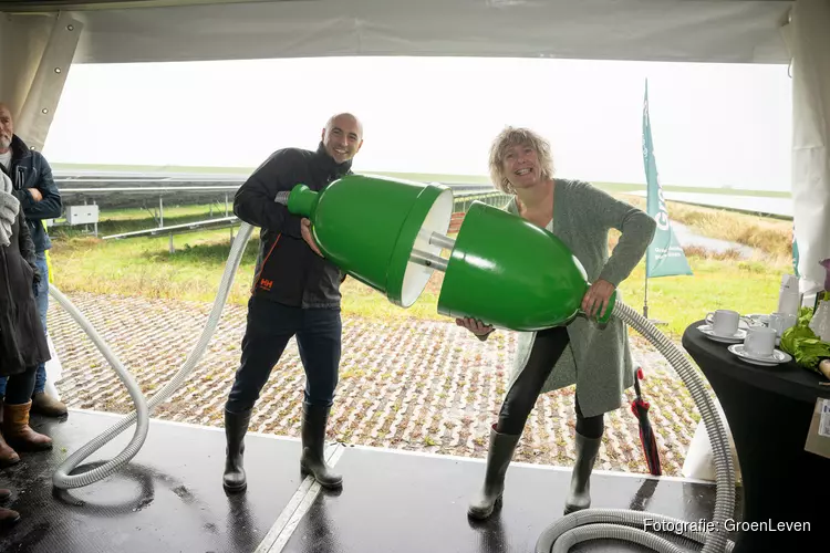 Zonnepark Lemsterhoek officieel geopend