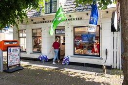 Feestelijke opening bezoekerscentrum VVV Waterland van Friesland in Langweer