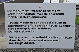 Canadees monument onthult in Kazemattenmuseum